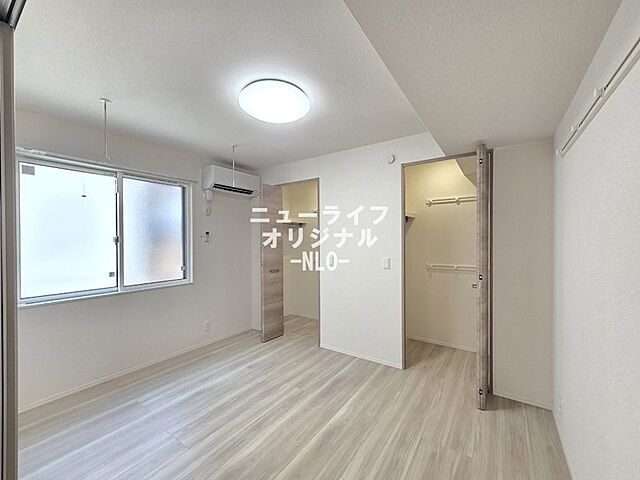 寝室