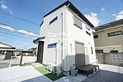 本厚木駅よりバス12分 徒歩5分 築4年1ヶ月の賃貸物件