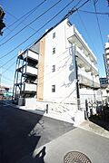 本厚木駅より徒歩9分 3階 築4年10ヶ月の賃貸物件