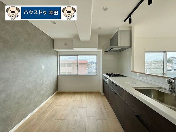キッチンを拡大表示