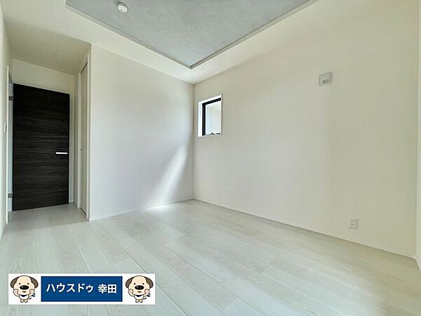 寝室を拡大表示