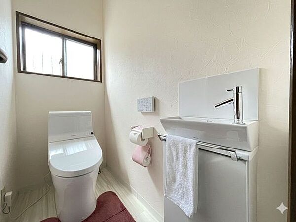 ※居住中の為、一部荷物など消しております。