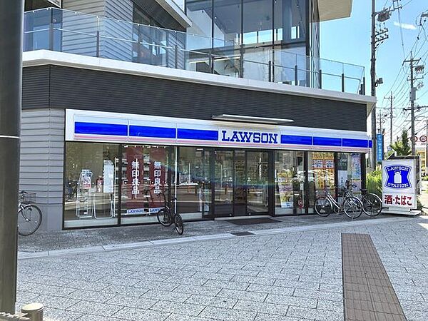 ローソン 東岡崎駅前店 620m