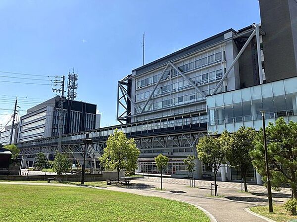 岡崎市役所 710m