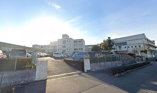六ツ美北中学校