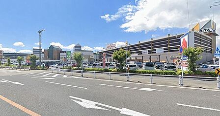 ギャラリエアピタ知立店 480m