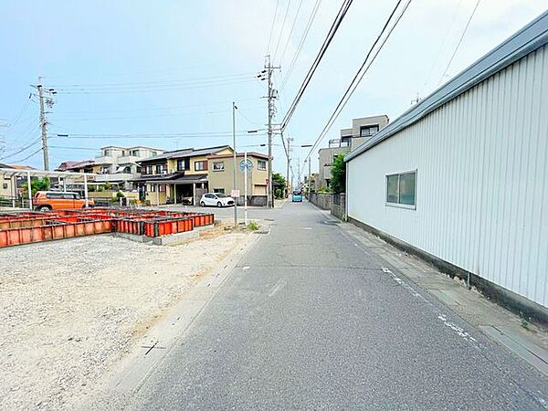 前面道路含む現地写真