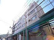 大倉山駅より徒歩18分 6階 築31年6ヶ月の賃貸物件