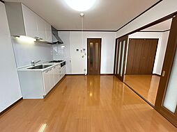 ヴィブレクレールII 303 3階2LDKのリビング/ダイニング