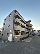 沼津駅より徒歩11分 3階 築26年の賃貸物件