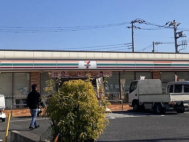 セブンイレブン 佐野1丁目店 460m