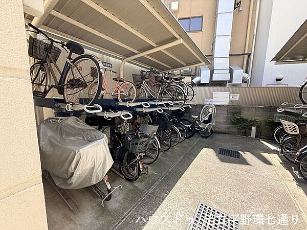 大切な自転車を雨風から守り、毎日の利用も快適に行えます。