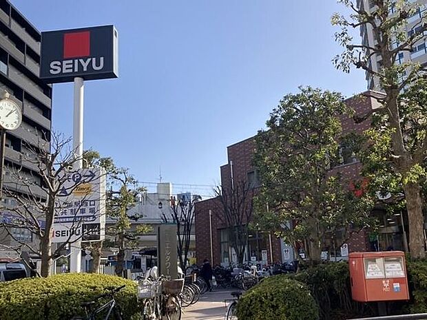 SEIYU 西竹の塚店 550m