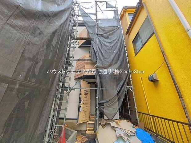 現在建築中。2026年8月上旬完成予定。完成現場で参考見学可能です。