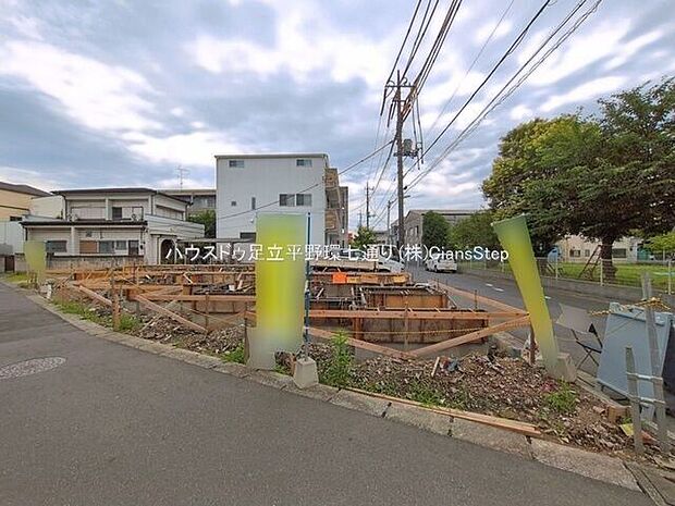 現在建築中。2026年9月上旬完成予定。完成現場で参考見学可能です。