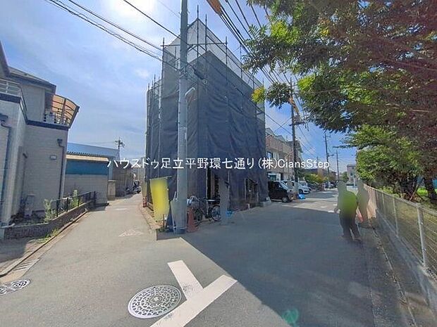 現在建築中。2026年9月上旬完成予定。完成現場で参考見学可能です。