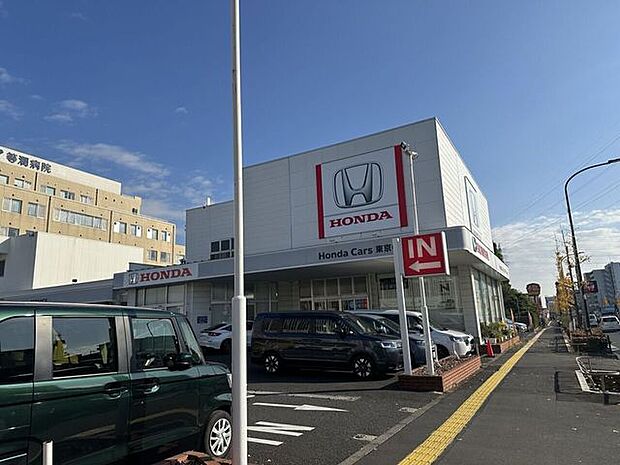 Honda Cars 東京中央 加平店試乗しやすい広い展示スペースと丁寧な接客が魅力。整備工場も併設し、購入からメンテまで一貫対応できる頼れるホンダ正規ディーラーです。 440m