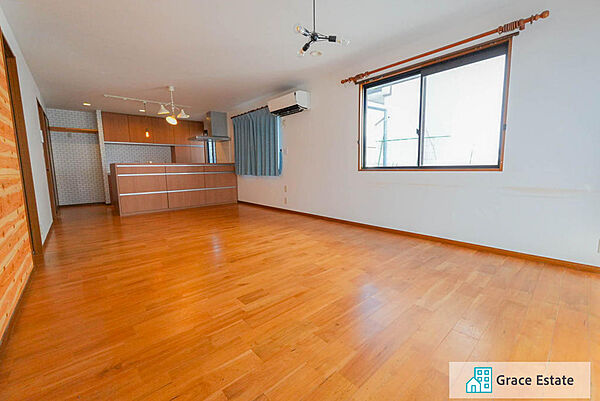 リビング/ダイニングを拡大表示