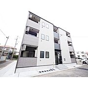 道徳駅より徒歩3分 築1年5ヶ月 3階建の賃貸物件
