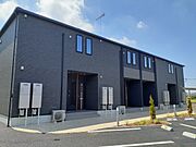 小山駅より徒歩47分 築2年7ヶ月 2階建の賃貸物件
