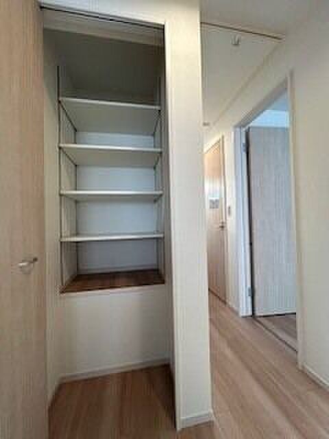 廊下収納も装備され収納のお悩み解消