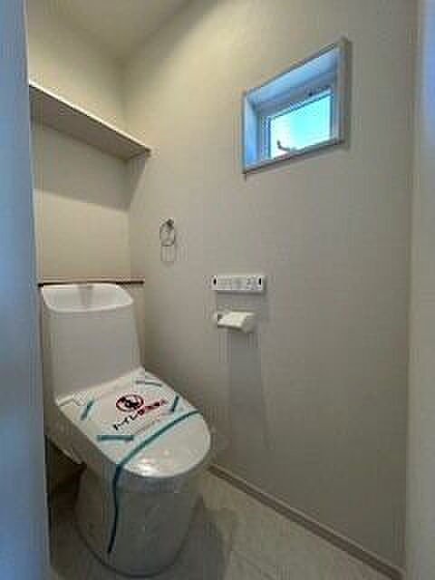 2F・温水便座洗浄便座