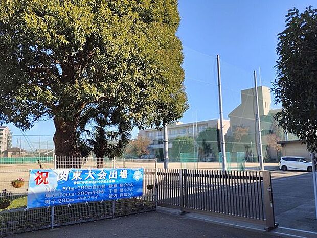 南毛利中学校 2310m