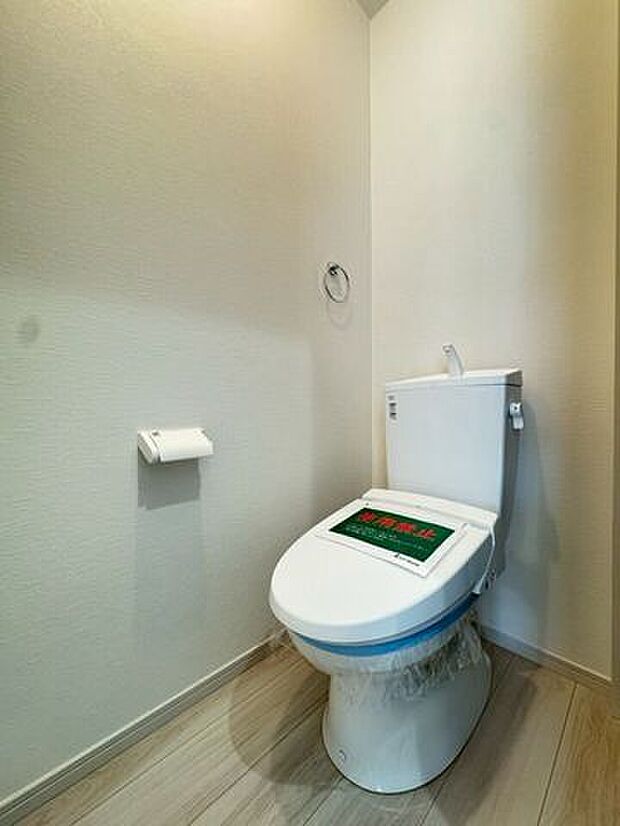 1F・温水洗浄便座