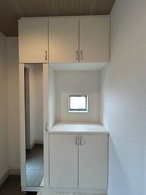 玄関シューズスペース装備