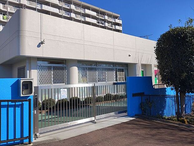 荻野すみれ愛児園 650m