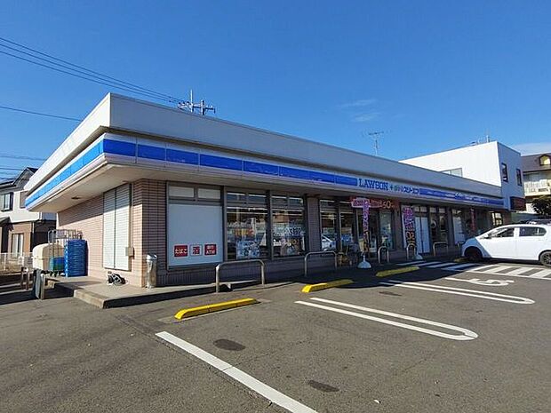 ローソン・スリーエフ厚木毛利台店 740m