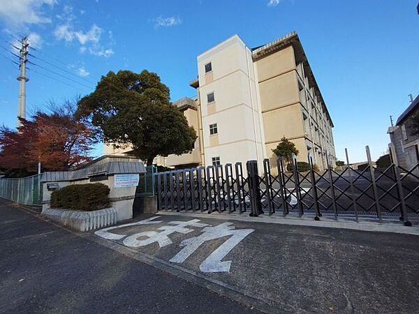 森の里中学校 1260m