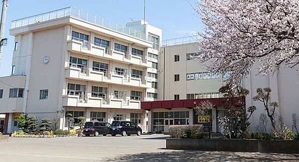 栗原中学校 1360m