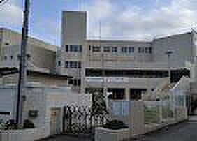 毛利台小学校 540m