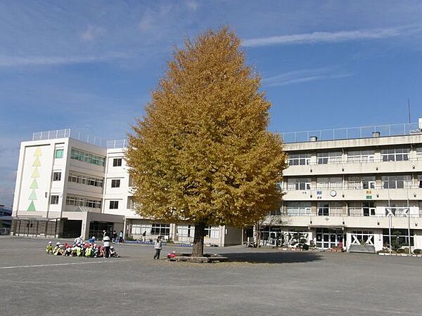 海老名小学校 840m