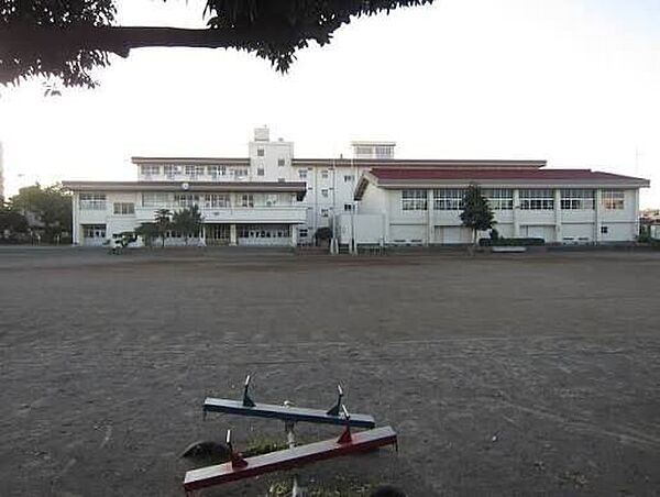 旭小学校 1110m