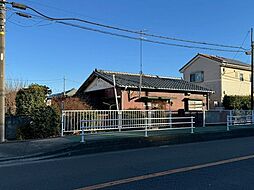 神奈川県伊勢原市岡崎