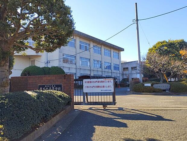 神奈川県立厚木北高等学校 940m