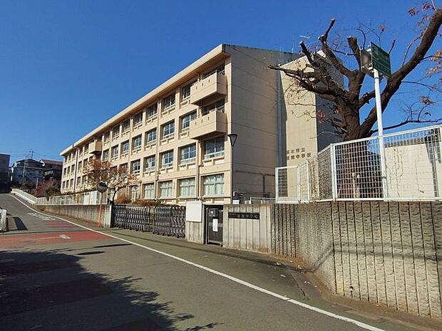 依知中学校 1350m