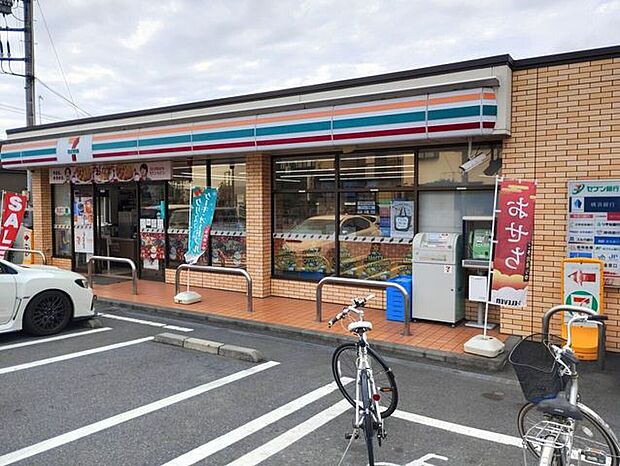 セブンイレブン厚木市戸田店 60m