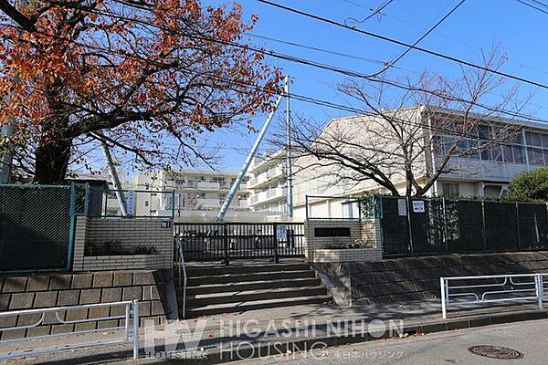 横浜市立みたけ台小学校 徒歩7分。●閑静な住宅街に位置するみたけ台小。「すこやかな心と体 夢に向かって 地域と学ぶ みたけの子」を教育目標に掲げ、子どもたちを育みます● 500m
