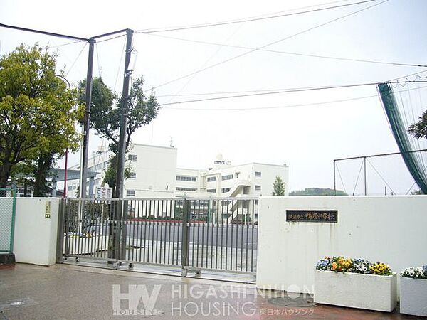 横浜市立鴨居中学校 徒歩9分。●「一人ひとりの良さや思いを認め、個を大切にする温かい学校」「地域に開かれ、地域の教育力を活用し、共に歩む学校」づくりに励んでいる中学校です● 650m