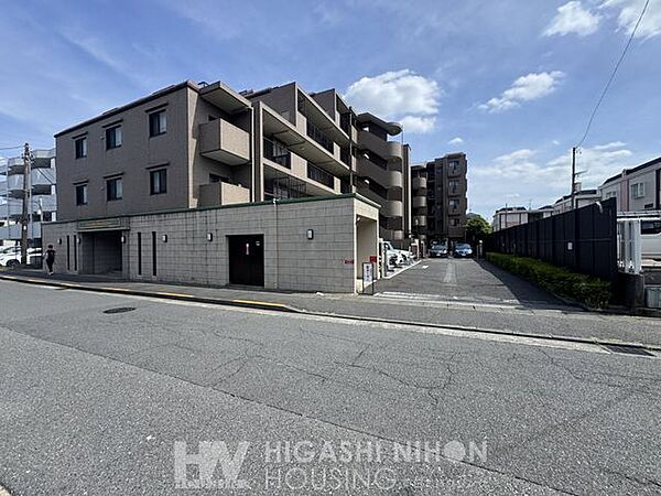 陽当りや通風・仕様設備やお部屋の大きさの比較など．．．また周辺環境や街並みの様子など、資料には掲載していない情報が現地にはたくさんございます。お気軽にお問い合わせください。