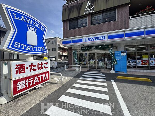 ローソン川崎新作六丁目店 徒歩5分。●食料品や日用品が揃い、困った時に大変心強いコンビニ。銀行ATM機、宅配・フリマサイトの発送などもできて、生活の様々な場面をサポートする日常に欠かせない存在です●…