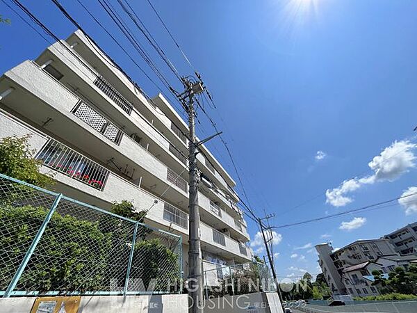 陽当りや通風・仕様設備やお部屋の大きさの比較など．．．また周辺環境や街並みの様子など、資料には掲載していない情報が現地にはたくさんございます。お気軽にお問い合わせください。