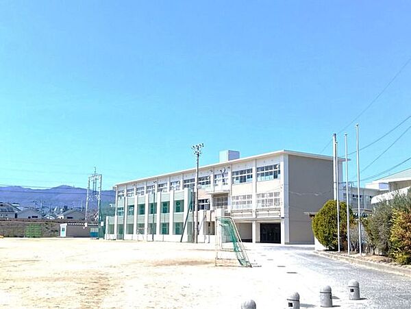 向日市立第三向陽小学校 600m