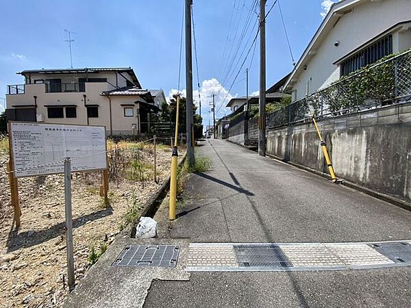 前面道路含む現地写真