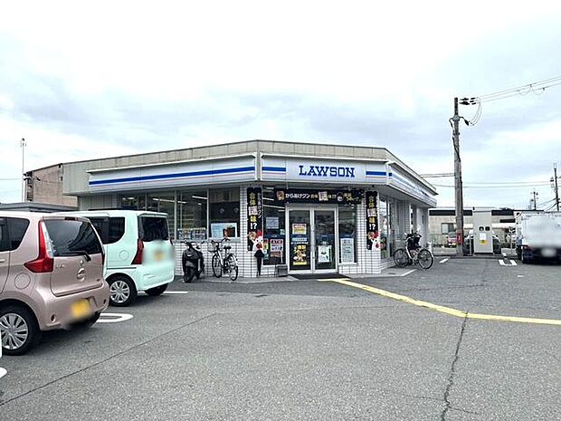 ローソン伏見久我の社店 890m