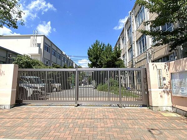 京都市立久世西小学校 960m