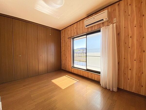 洋室を拡大表示